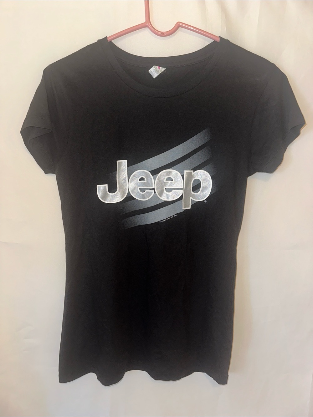 Jeep Women’s Black Graphic T-Shirt Silver Reflective Logo Size L Y2K Automotive